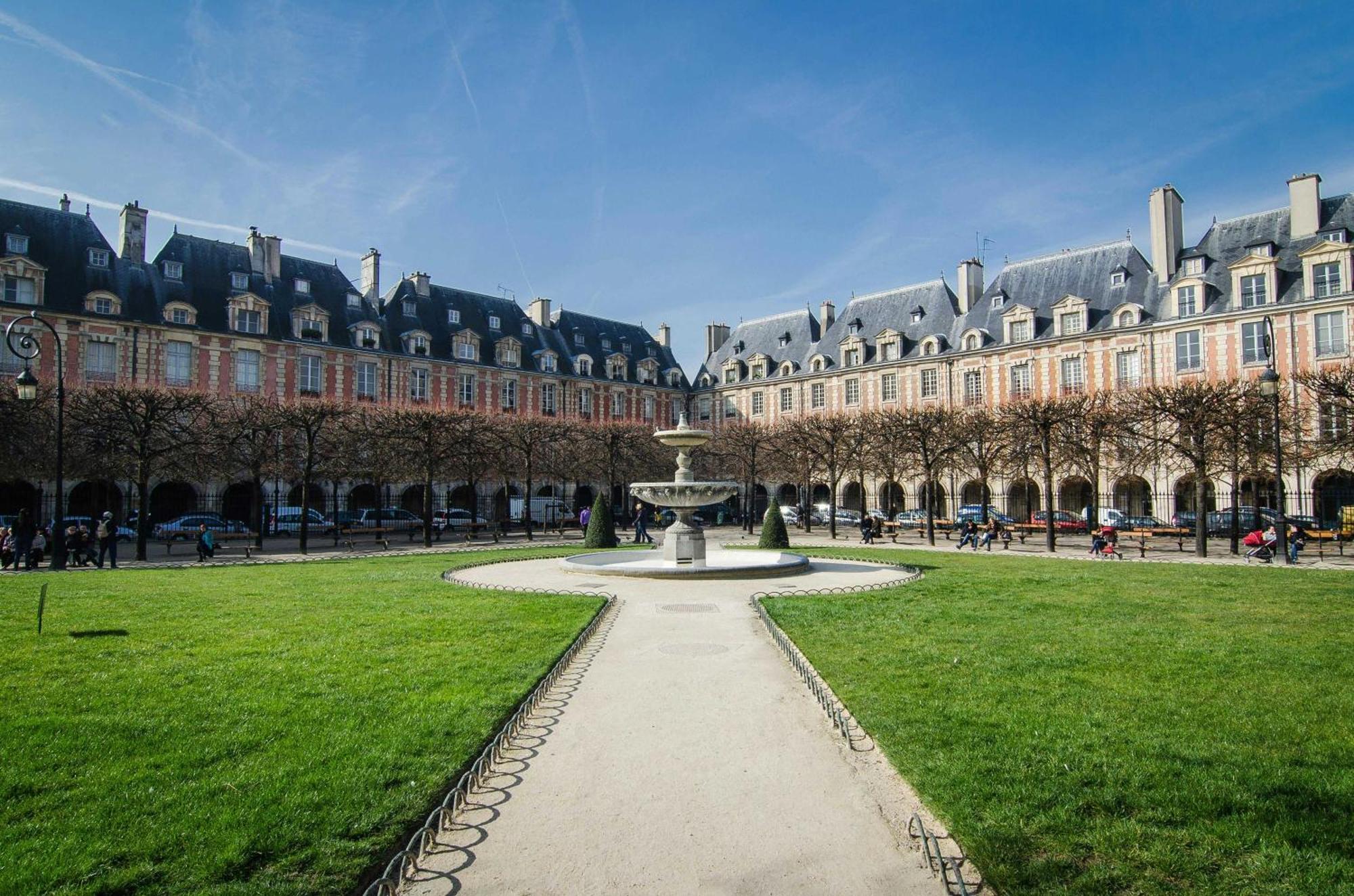Apartamento Parisian Charm In The Heart Of The Marais ! Exterior foto
